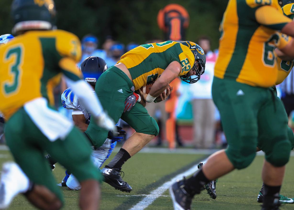 Fitchburg State Lances Worcester State, 37-7