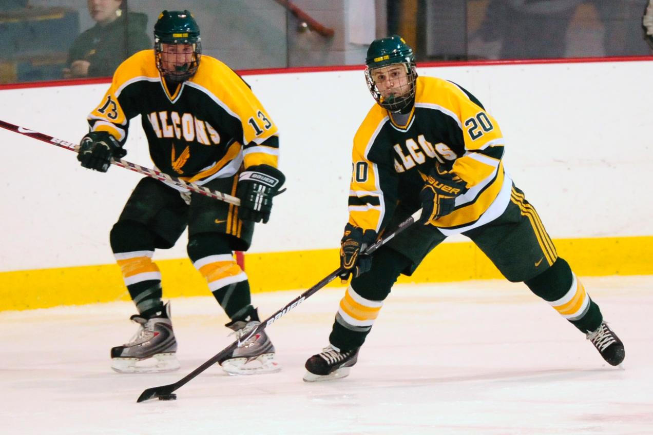 #1 Fitchburg State Hosts #5 UMass Dartmouth