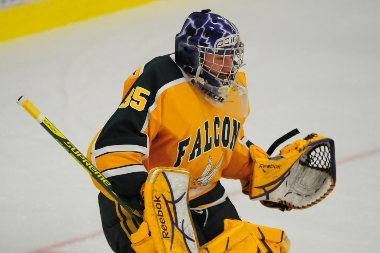 UMass Dartmouth Downs Fitchburg State, 8-4