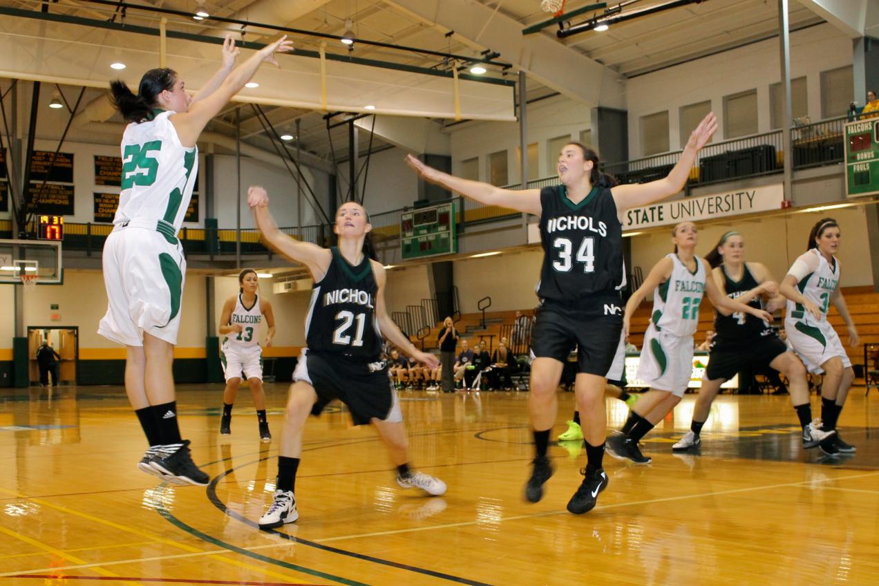 Fitchburg State Shoots Past Salem State, 85-73