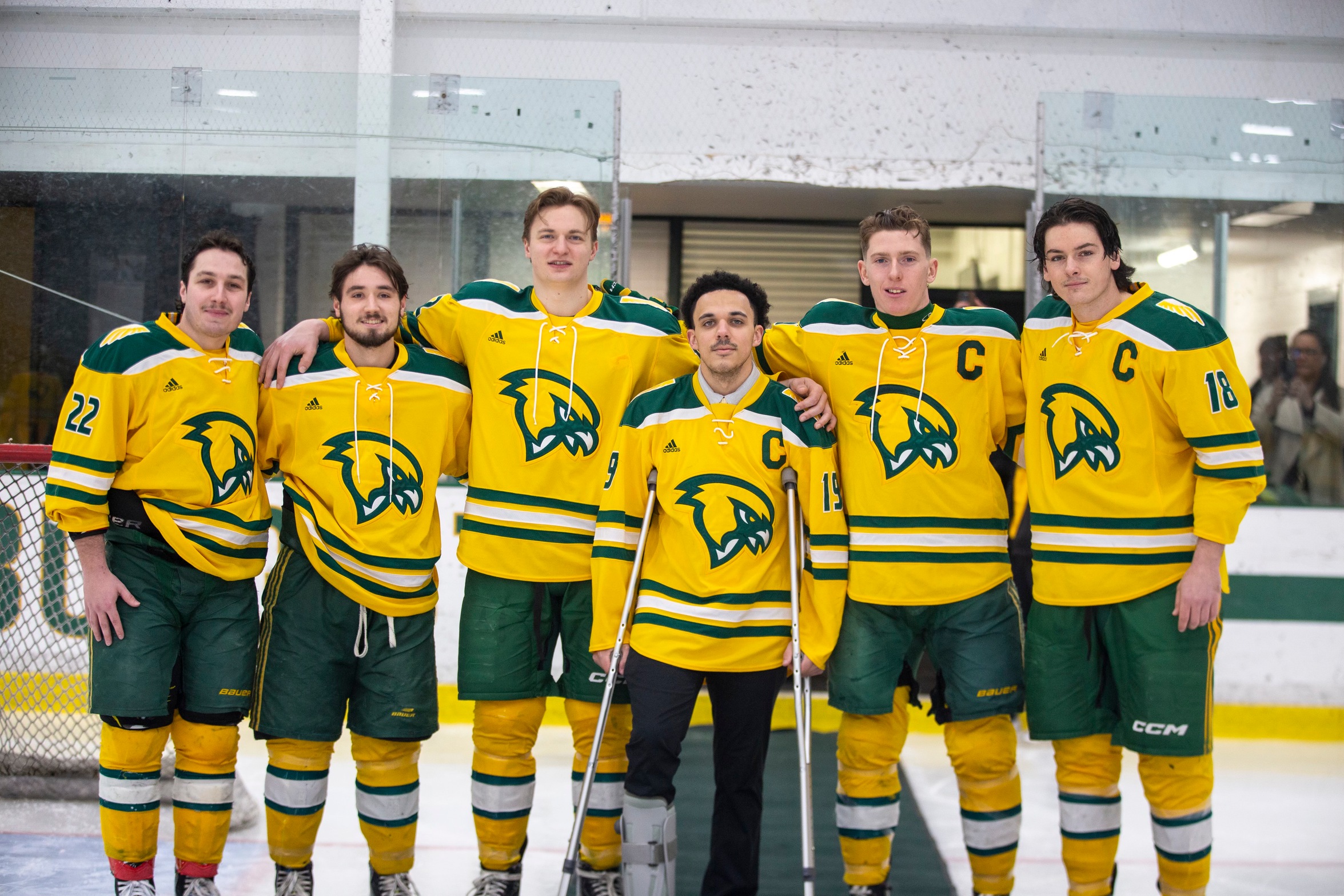 Ice Hockey Collects 4-3 Victory On Senior Day