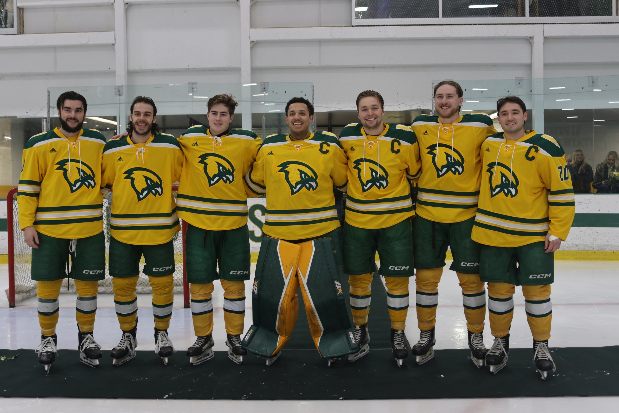 Ice Hockey Drops Season Finale To Owls