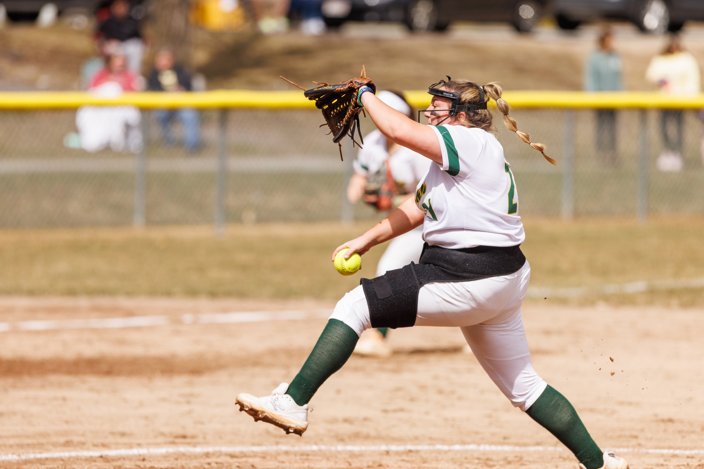 Falcons Sweep Bulldogs In Non-Conference Double Header