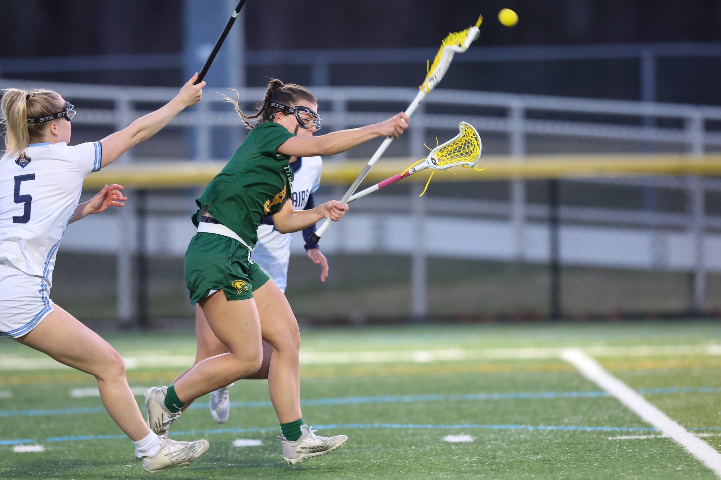 Women's Lacrosse Falls in OT Thriller to Corsairs