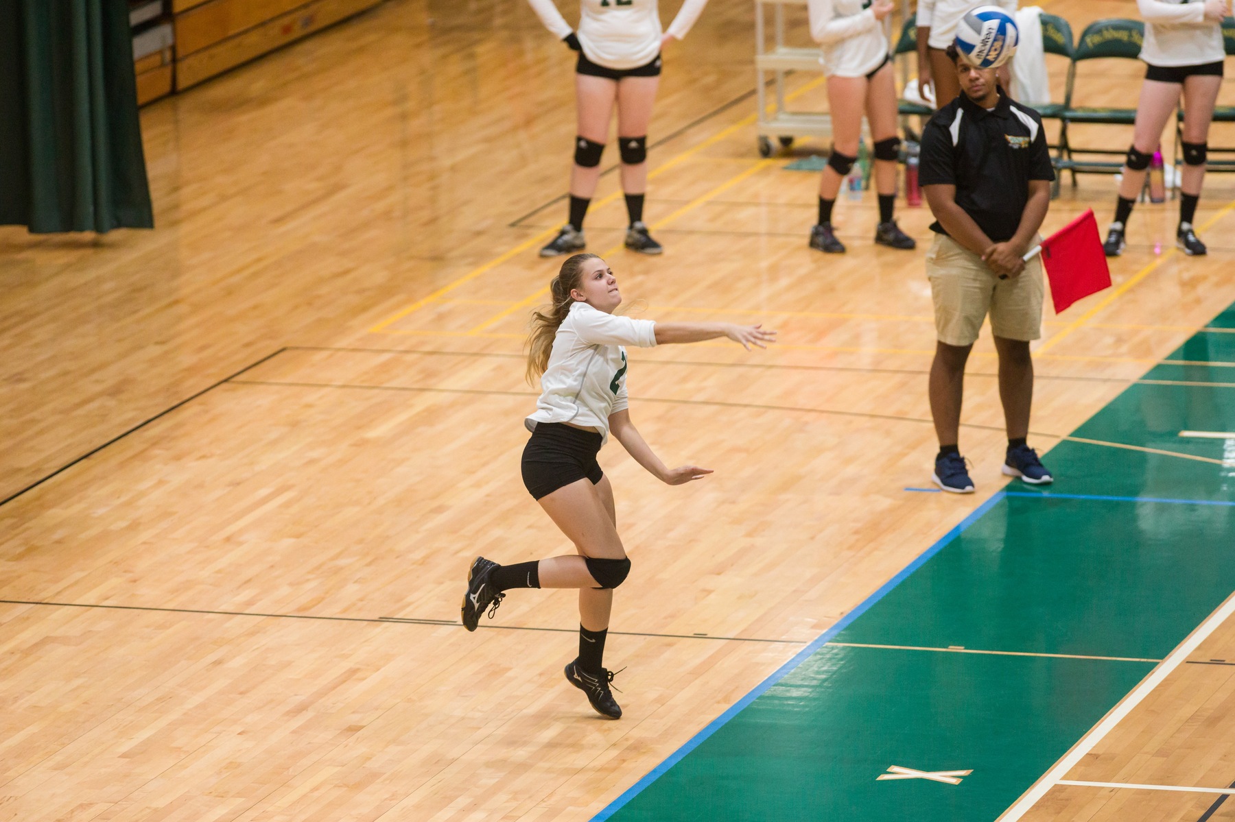 Fitchburg State Falls At Bay Path