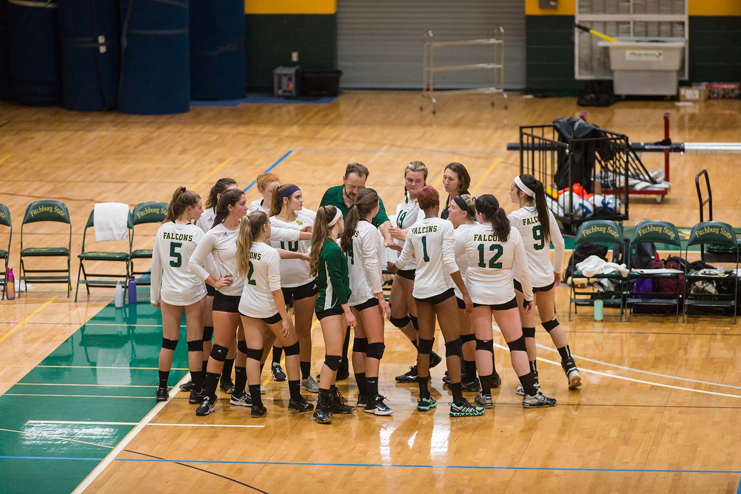 &nbsp;Rams Roll Past Falcons in Volleyball, 3-0